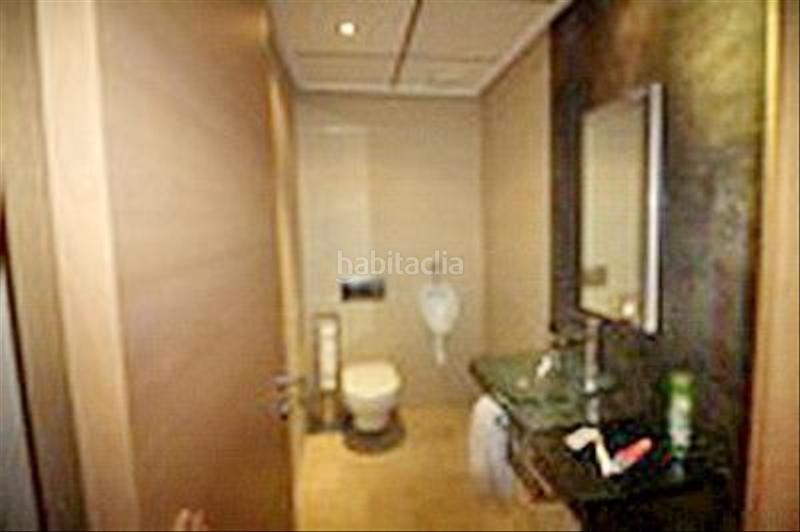 Foto 18c6cda7-9ba1-4a8a-983b-b5b980b1f8f6. Local comercial a Levante Alto Benidorm