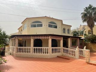 Casa a El Tossal-Bello Horizonte. Chalet con 4 pisos en venta entre altea y la nucia