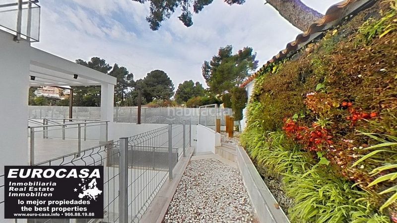 Foto c8d968a3-e693-4172-8c20-c880c0077846. Casa amb piscina a Coloma Nucia (la)