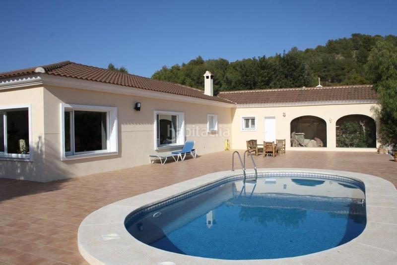 Foto c97bcd98-5b37-43ec-bf23-70329d10a1ec. Casa con riscaldamento piscina in Altea ciudad Altea