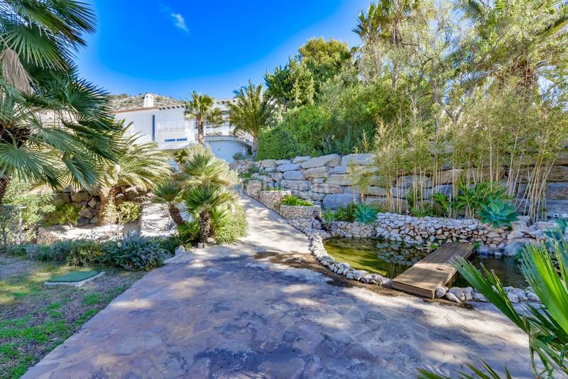 Foto 17f997f9-d8e4-498e-9394-9430b1d9920b. Casa amb calefacció piscina a Altea la vella Altea