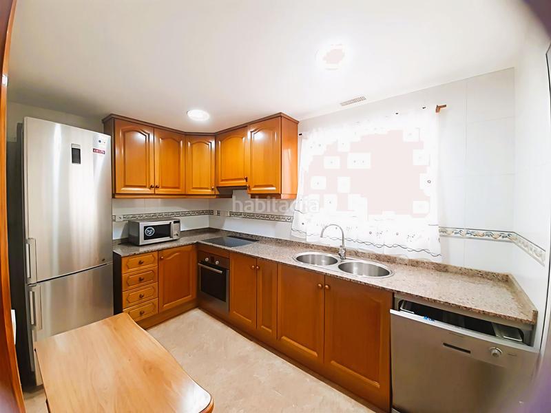Foto 4fd73265-3680-49b1-b6f9-b6f320d7fe40. Alquiler piso vivienda en alquiler de larga temporada ideal para perfiles estables y solventes. en Altea