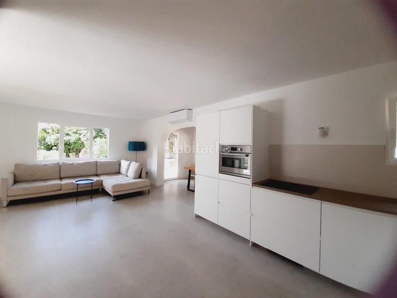 Foto 3967b9cf-14c0-4149-8d87-d1c7524ac1cf. Alquiler casa lujosa villa reformada en alquiler una vida con estilo, tranquilidad y privacidad en Altea