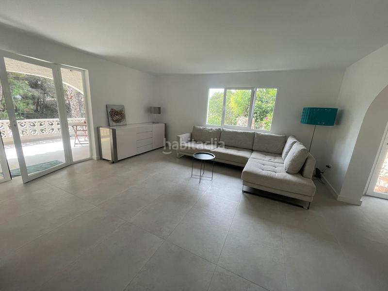 Foto 51af5fca-2dfa-49d7-bf15-ec74e66d929e. Alquiler casa lujosa villa reformada en alquiler una vida con estilo, tranquilidad y privacidad en Altea