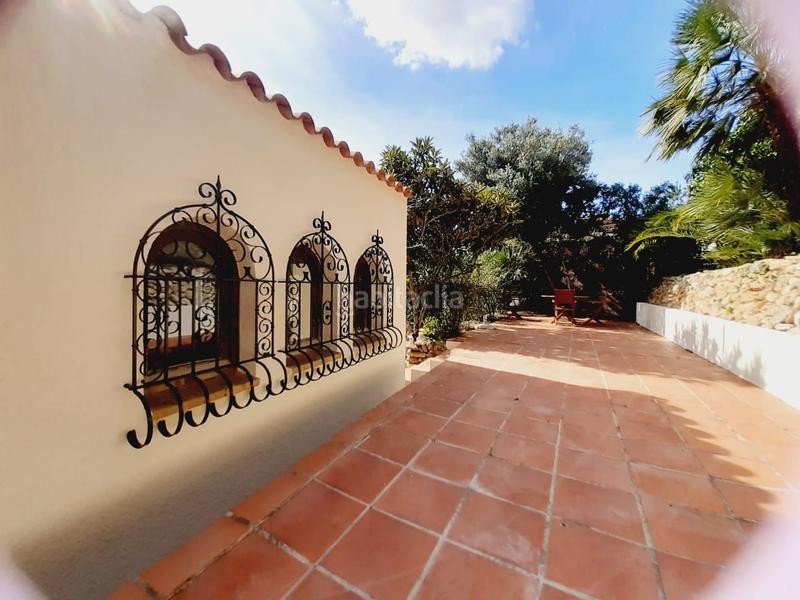 Foto fc871ec2-cebe-433a-b275-43705fa79f7e. Alquiler casa lujosa villa reformada en alquiler una vida con estilo, tranquilidad y privacidad en Altea