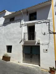 House en Bolulla. Casa de pueblo en bolulla reformada