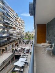 Pis a Ensanche-Diputación. Piso con ascensor en 2 planta, 3 dorm. en el centro alicante en