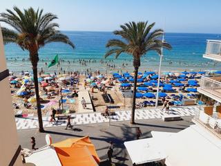 Etagenwohnung en Playa Levante. Benidorm primera lnea