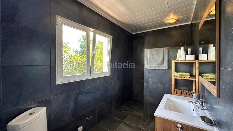 Foto fc7fc804-f1ac-499c-8a95-a22a7b749bda. Casa amb piscina a Callosa d´en Sarrià