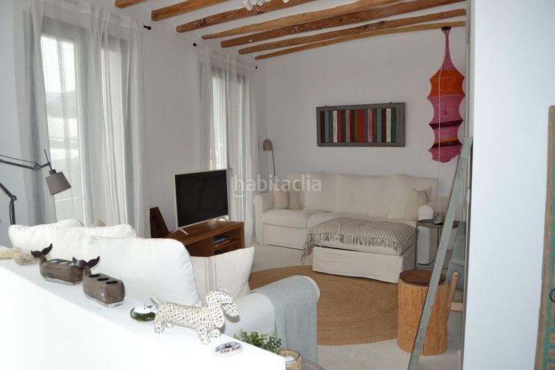 Foto 24582da9-6292-40f1-91b9-f3389c6bec1c. Casa amb calefacció a Bolulla