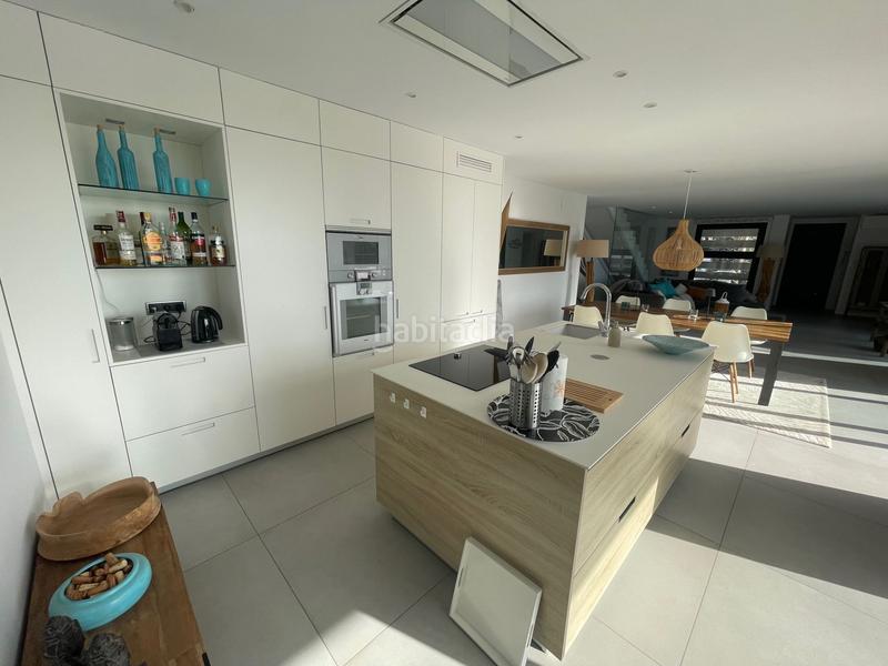 Foto cb686fcd-9b10-4e46-b2af-9aa8d32d02b6. Casa amb calefacció piscina a La Fustera Benissa