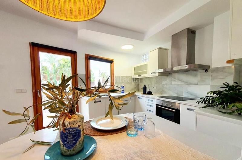 Foto d76b4fdf-eb91-4be7-add9-48f6acbbd6e0. Alquiler casa villa independiente en alfáz del pi en Alfàs del Pi (l´)