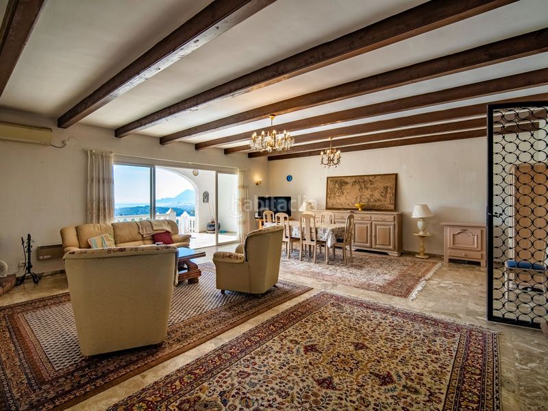 Foto 7e17b373-6461-49ba-b721-ecebbf8c8193. Casa amb calefacció piscina a Altea la vella Altea