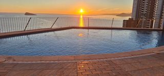 Flat in Rincón Alto. Ático dúplex con espectaculares vistas al mar en benidorm