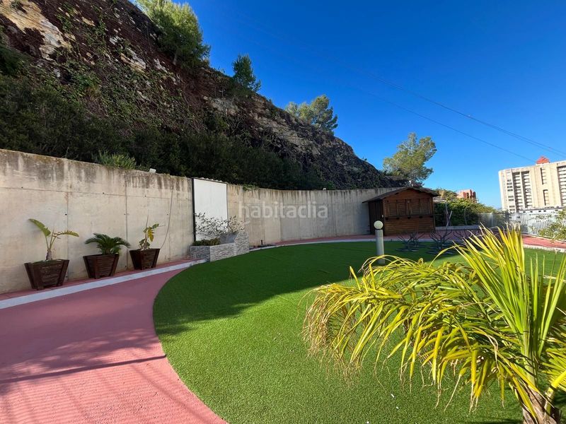 Foto 37a9f0c8-4bd8-4672-b248-d3ee0b373de3. Piso  con terraza panorámica vistas al mar y montaña sierra helada en Benidorm