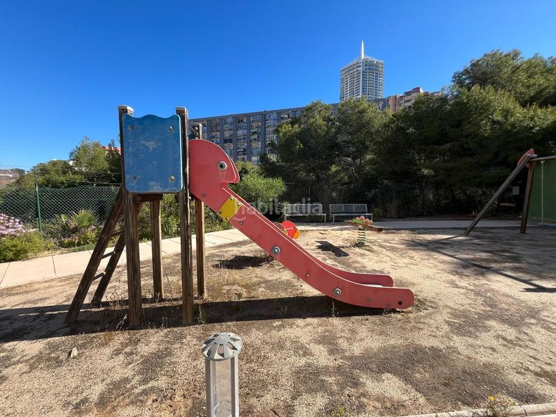 Foto 7362b7e3-6012-438b-972f-0fe369bc1938. Piso  con terraza panorámica vistas al mar y montaña sierra helada en Benidorm