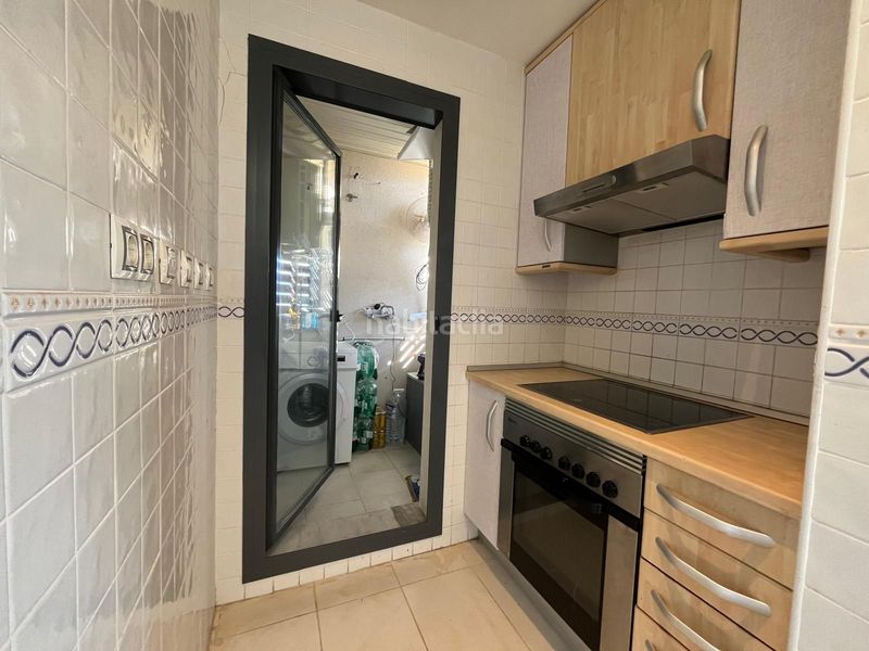 Foto 8aff202a-8f45-4e82-b1fe-a37ad58a5c65. Piso  con terraza panorámica vistas al mar y montaña sierra helada en Benidorm