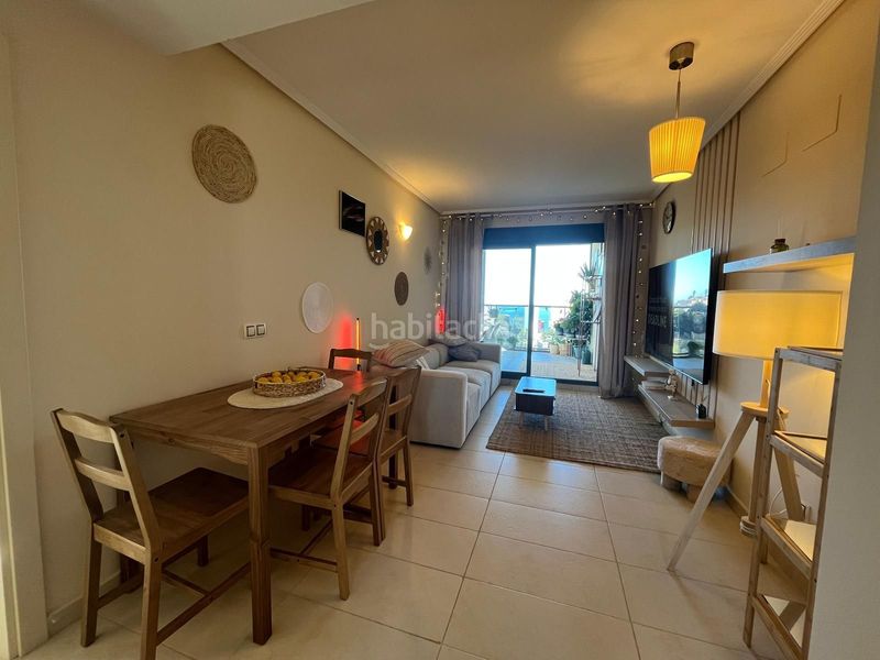 Foto df7d1ae4-2dd2-4429-964c-8e7beb8e75d6. Piso  con terraza panorámica vistas al mar y montaña sierra helada en Benidorm