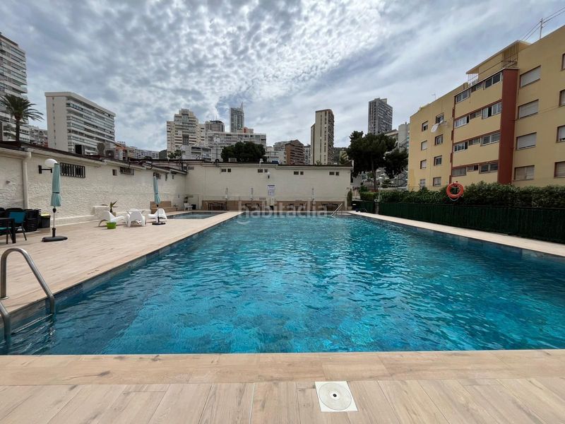 Foto 807f28f4-d4f5-433c-8c2e-3fb6871fa40e. Pis amb calefacció piscina a Rincón Alto Benidorm