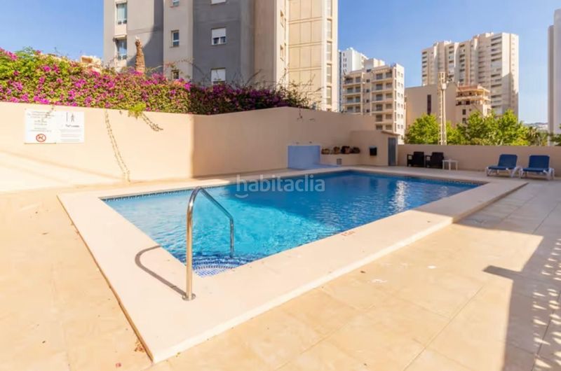 Foto d5e4eb85-5333-46a0-97dd-8d1c36e6ffd0. Pis amb piscina a Puerto Calp