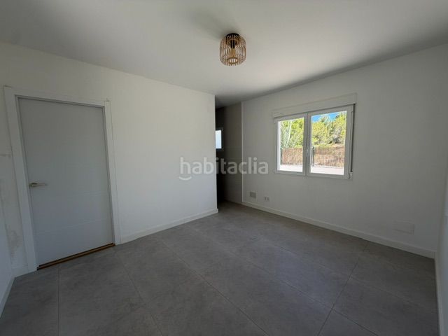 Foto 18a4c792-2efe-4836-9795-2a054977a958. Alquiler casa chalet reformado de una planta en alquiler de larga temporada la vella. a estrenar en Altea