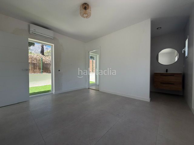 Foto 6535127d-d209-4f51-9ba5-398fd3cd5edc. Alquiler casa chalet reformado de una planta en alquiler de larga temporada la vella. a estrenar en Altea