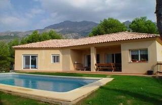 Affitto Casa in Altea la Vella. Chalet con piscina privada, amplio jardín y espectaculares vista