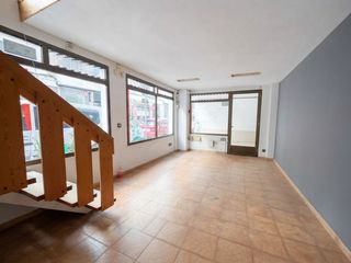 Geschäftsraum in Altea Ciudad. Local comercial de 180 m en esquina centro altea