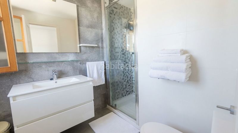 Foto a878e840-6cf0-4fdb-82fc-33d3a96b741f. Pis amb calefacció piscina a Altea hills Altea