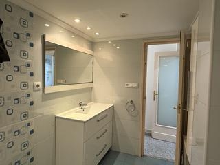 Etagenwohnung  Espinach. Piso en venta en barrios maritimos, 4 dormitorios.