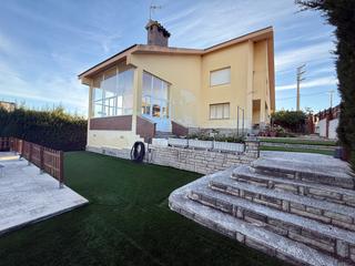 Chalet  Ausias march. Chalet en venta en catllar el, 4 dormitorios.