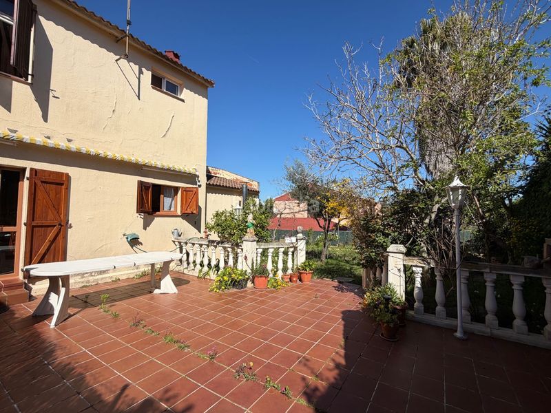 Foto 10fe836b-ae3e-424b-9861-ddc4b2bb26a1. Casa adossada amb calefacció aparcament a Bonavista Tarragona