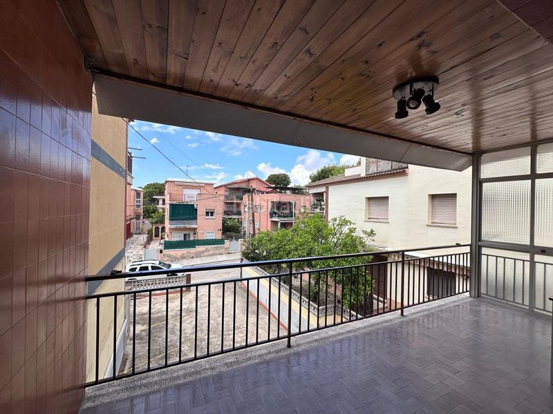 Foto 4b0c53d6-90f9-4947-9b0a-a4aea44d538d. Piso bonito piso en el centro totalmente reformado en Segur de Calafell