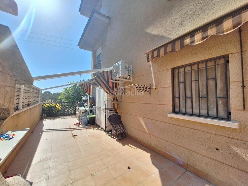 Foto ab11be39-02b1-4a43-8c58-92677fe4871f. Piano terra con riscaldamento parcheggio in el castell de Cubelles Cubelles