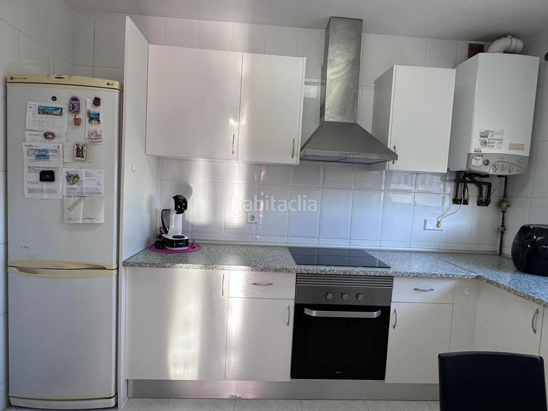 Foto 0c58c224-6bc5-4f5e-9dd2-cf9158003111. Pis amb aparcament a Segur de Calafell nucli urbà Segur de Calafell