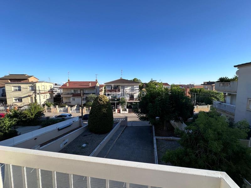 Foto aea61604-e4bc-45d3-bf14-f8380047b972. Pis amb aparcament a Segur de Calafell nucli urbà Segur de Calafell