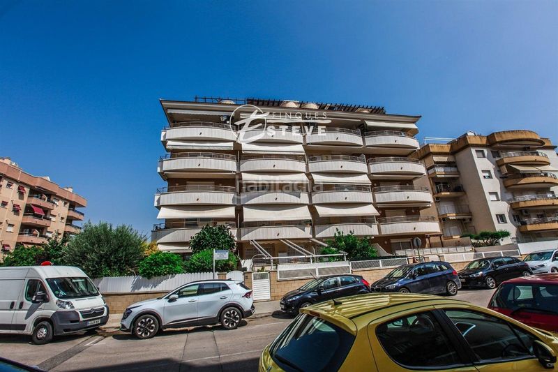 Foto 801d8364-fb66-405c-98fb-e988b7704b31. Àtic amb calefacció aparcament piscina a L´Estany Calafell