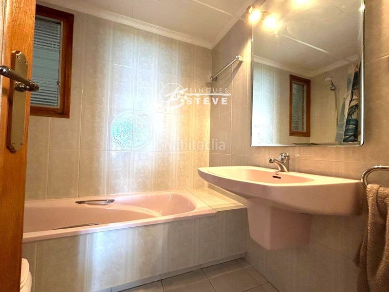 Foto f014c854-b760-46fa-8dba-5db2056d53fd. Pis amb aparcament piscina a L´Estany Calafell