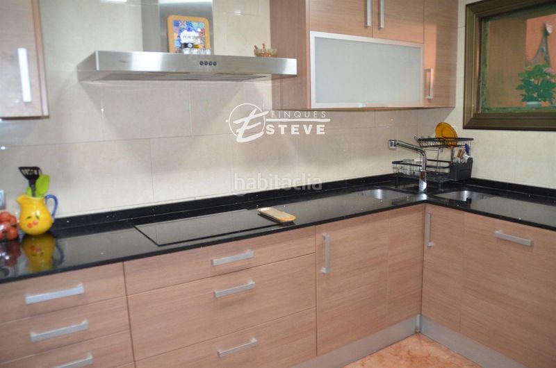 Foto 7a5bca57-8531-4794-8275-634086e9233a. Casa amb aparcament a Masllorenç