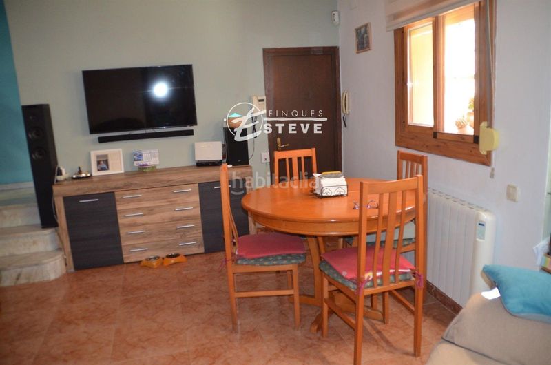 Foto d70aceb2-faef-42c1-bd9b-42a5a6abf6fd. Casa amb aparcament a Masllorenç