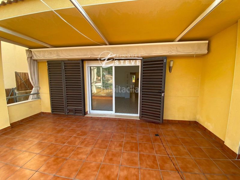 Foto b397dfdd-3a95-4295-be37-02f8fe73de5a. Casa adossada amb calefacció aparcament a Calafell poble Calafell