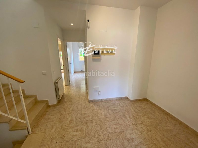 Foto f65bab3a-f0b8-4b39-91da-f3922d723acd. Casa adossada amb calefacció aparcament a Calafell poble Calafell