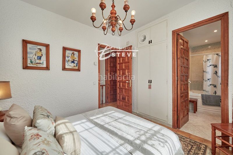 Foto b82260ff-0fa0-4b65-ae37-6098479bc182. Casa adossada amb calefacció aparcament piscina a Calafell