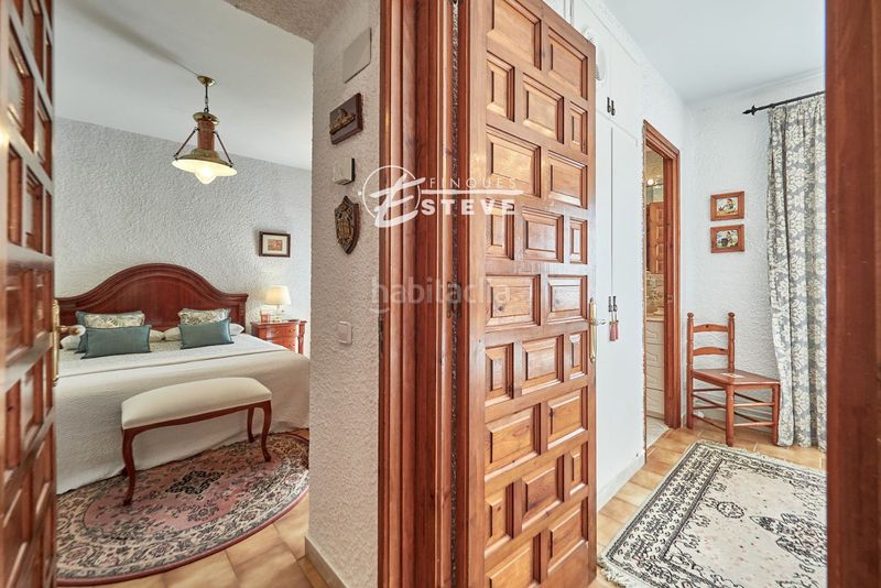 Foto e2f7e1eb-c2e4-4baa-9928-da920752bd42. Casa adossada amb calefacció aparcament piscina a Calafell