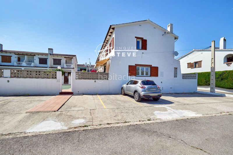 Foto 509014ff-3178-4465-bc23-f71cc44f6556. Casa amb calefacció aparcament piscina a Els Masos - Els Garrofers Coma-ruga