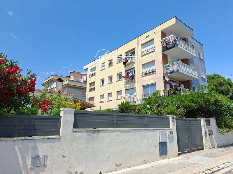 Foto 0d0dc06c-78af-4920-8b08-e7fd0815e44e. Pis amb aparcament a Cunit residencial Cunit