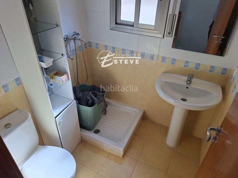Foto 2cc77609-e638-49b7-9729-910eed4a5d31. Casa adossada amb aparcament piscina a Bonavista Vendrell (El)