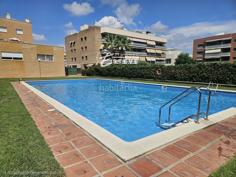 Foto e761b449-f898-4d42-931f-bd6bea985c27. Pis amb calefacció piscina a prat de Cunit Cunit