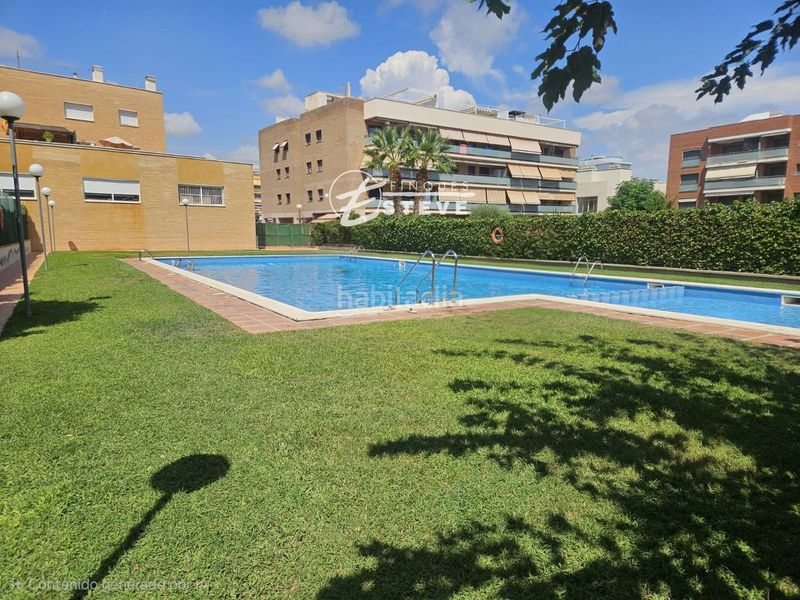 Foto f73c6207-85bc-4913-82a0-7ff0655c1cc0. Pis amb calefacció piscina a prat de Cunit Cunit