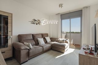 Pis  Mar. Piso con solárium privado, garaje y vistas al mar en calafell pu